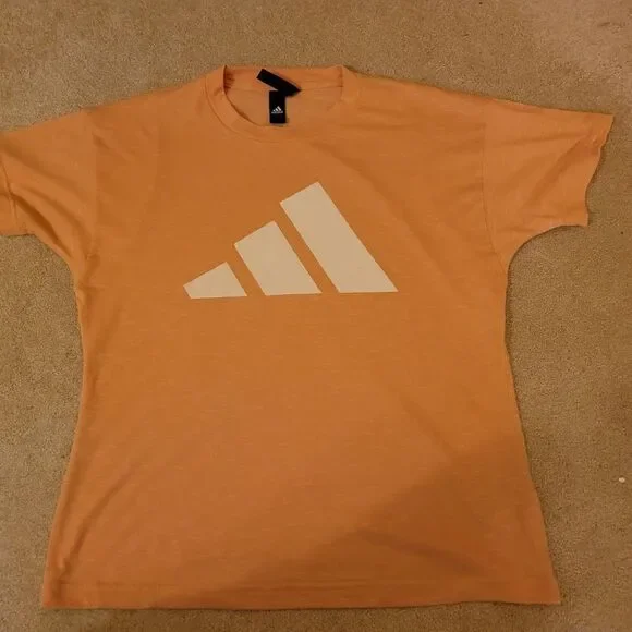 Adidas  medium tshirt  - Picture 2 of 7